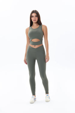Image of The Cutting Edge Top in Black