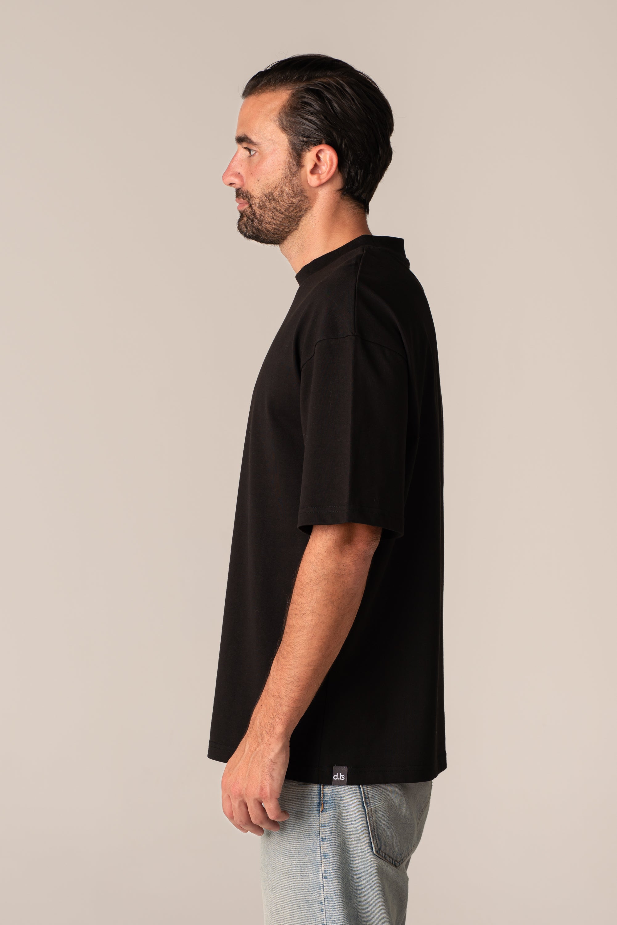 Black Base-Tee